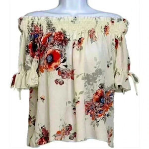 Timing Off Shoulder Floral Top (28)